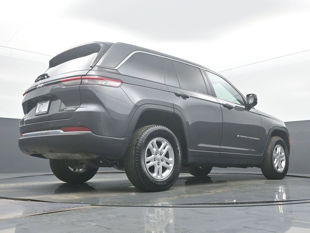 Used 2024 Jeep Grand Cherokee Laredo image 51