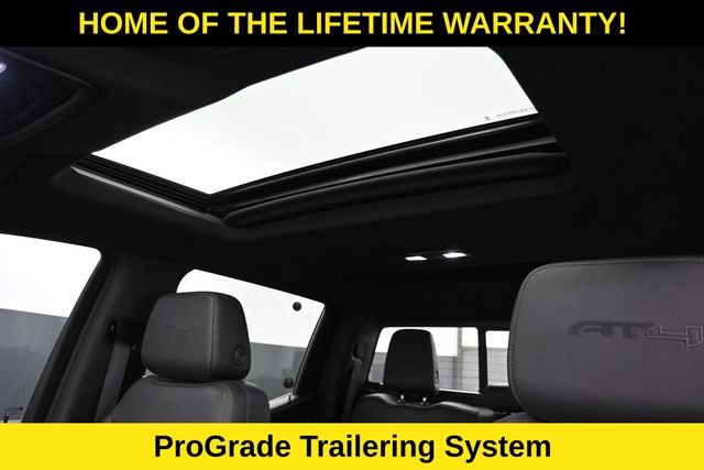 Used 2020 GMC Sierra 1500 AT4 w/ AT4 Premium Package AWD/4WD image 42