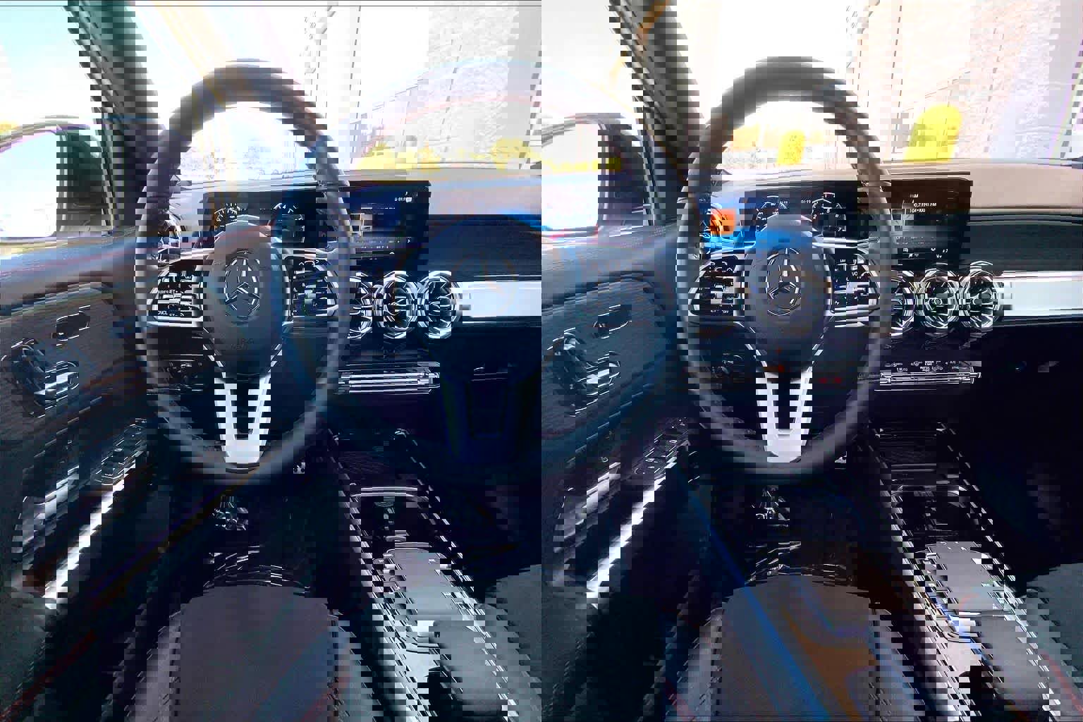 Used 2022 Mercedes-Benz GLB 250 image 5