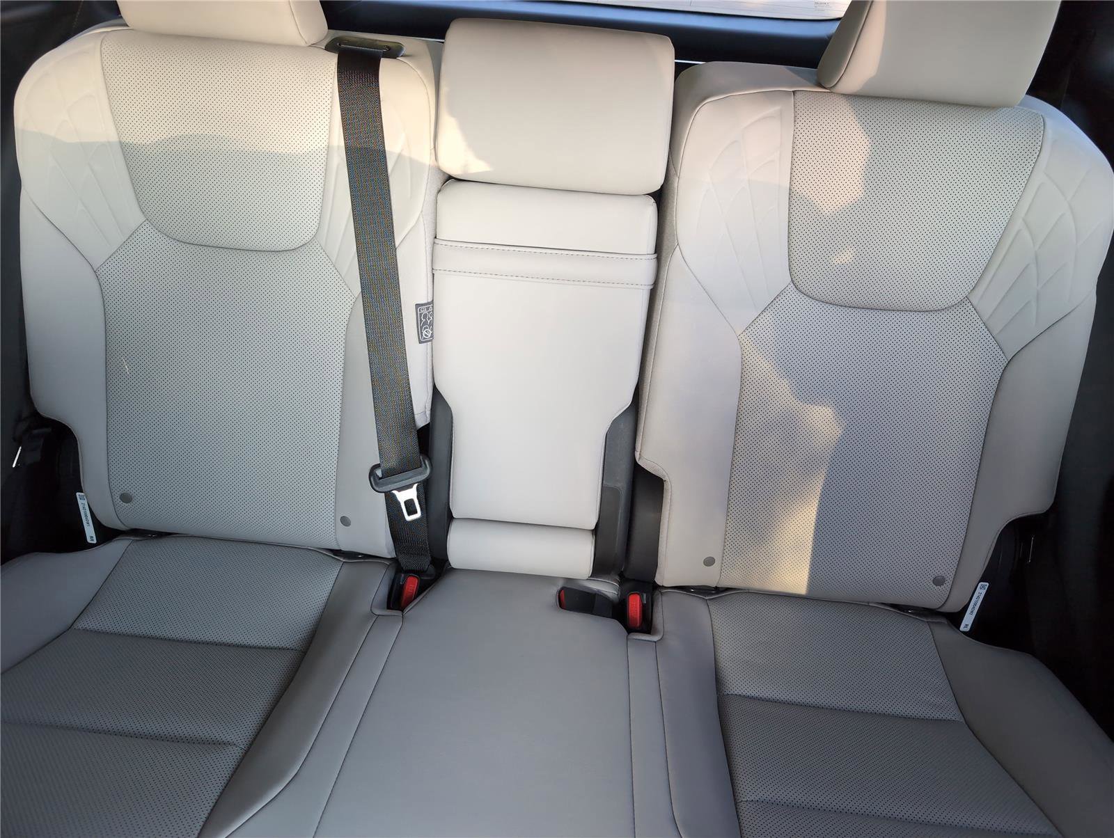 Used 2025 Lexus RX 350 Premium image 23