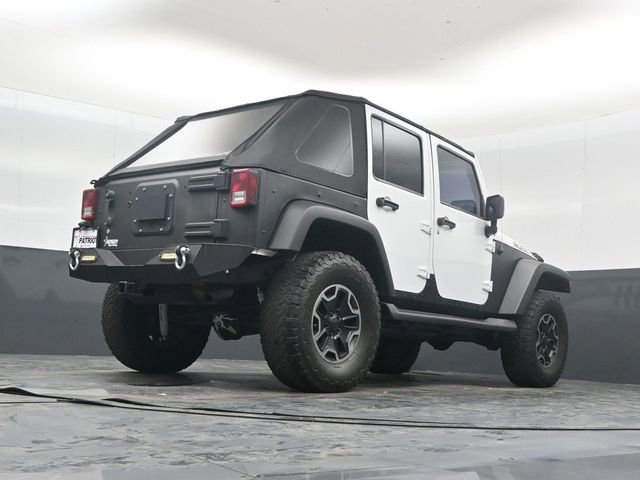 Used 2015 Jeep Wrangler Unlimited Rubicon image 41