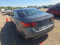 Used 2025 Nissan Altima 2.5 SV AWD/4WD image 13