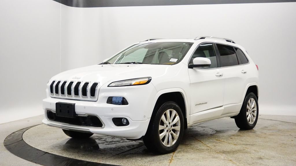 Used 2016 Jeep Cherokee Overland w/ Technology Group image 1