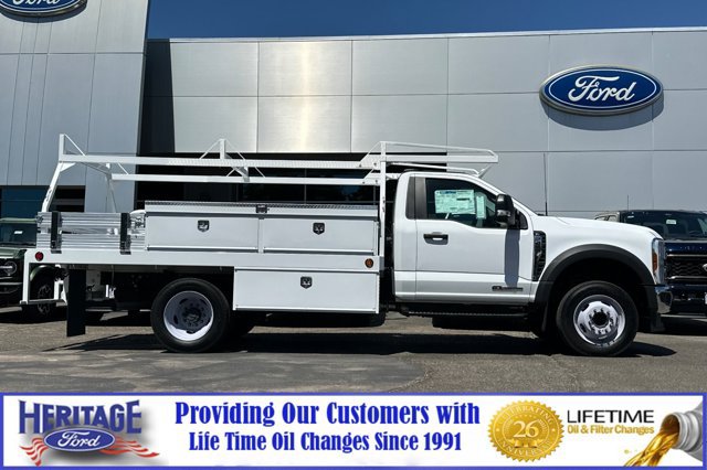 New 2024 Ford F450 XL w/ XL Chrome Package RWD image 3