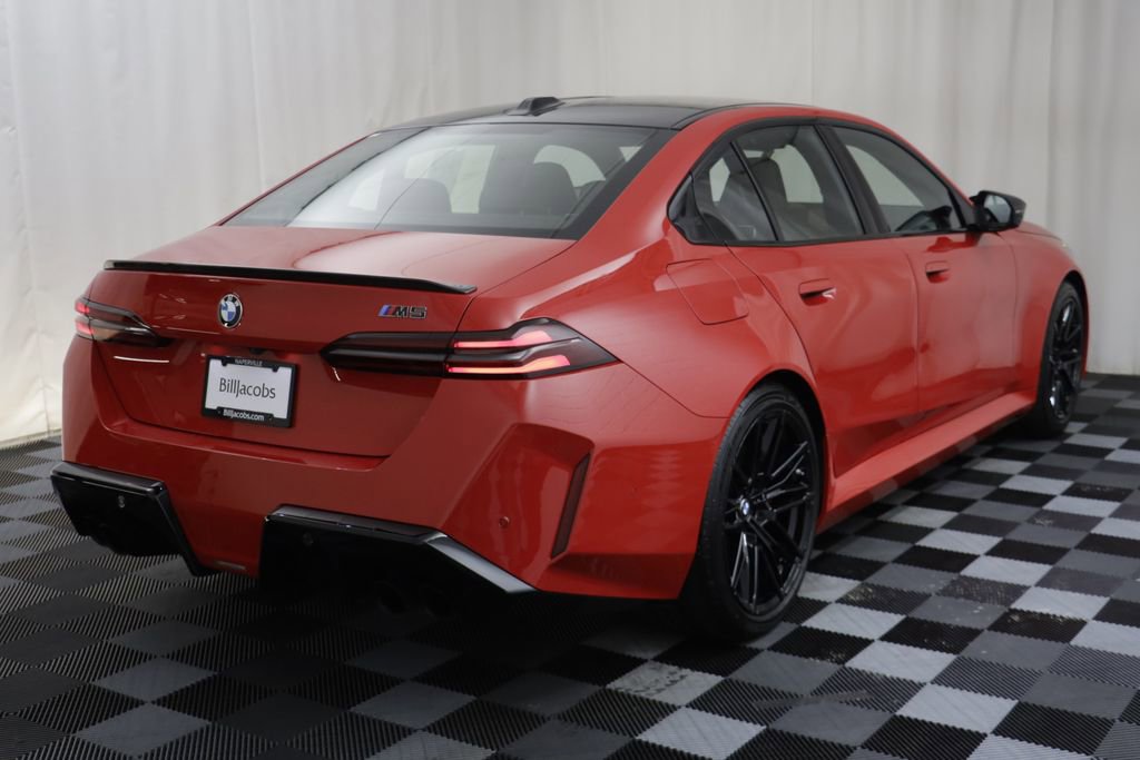 Used 2026 BMW M5 w/ Carbon Package image 18