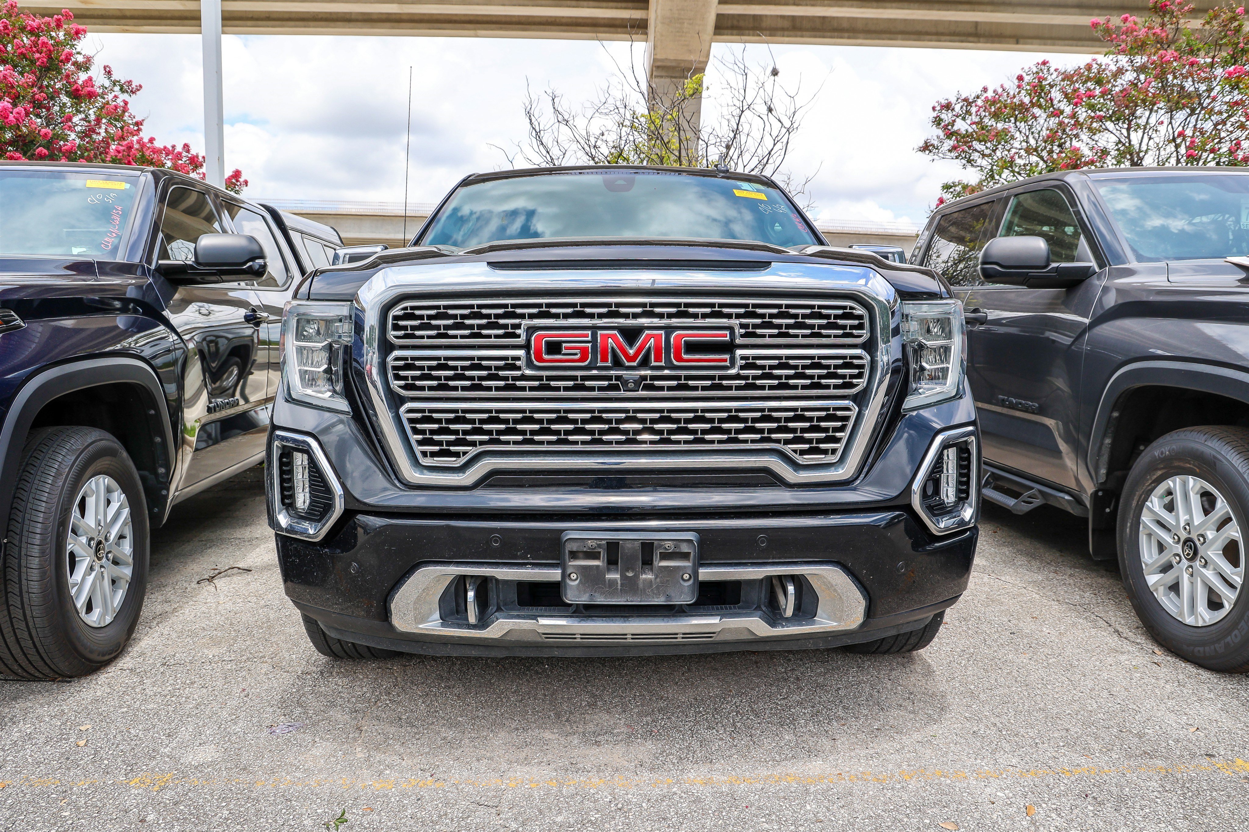 Used 2020 GMC Sierra 1500 Denali w/ Denali Ultimate Package RWD image 4