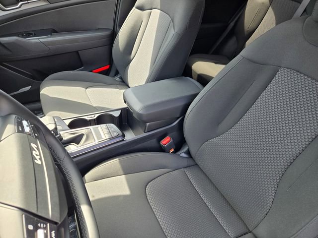 New 2026 Kia Sportage SX FWD image 17