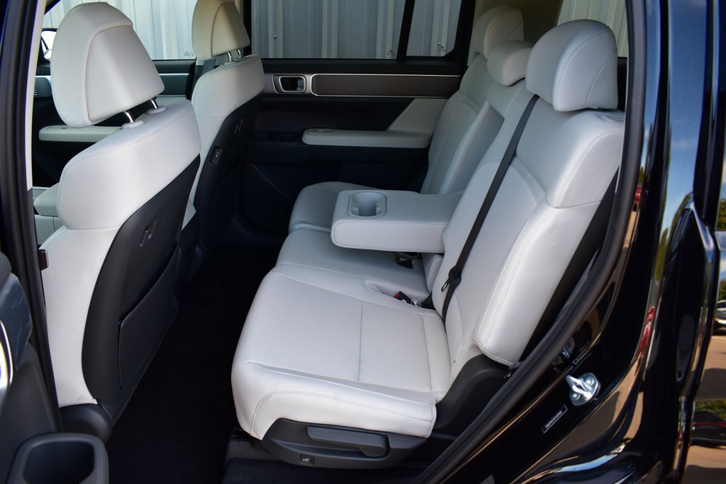 New 2026 Hyundai Santa Fe SE image 21