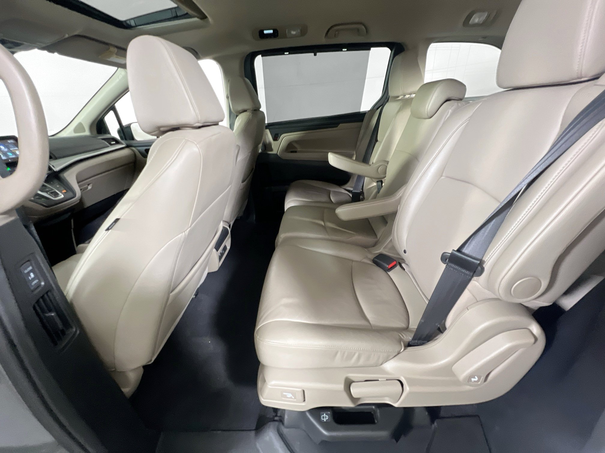 Used 2018 Honda Odyssey EX-L image 24