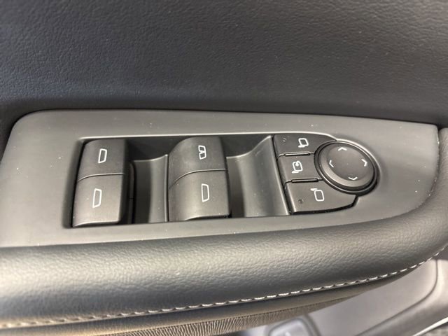 Used 2025 Buick Enclave Preferred image 32