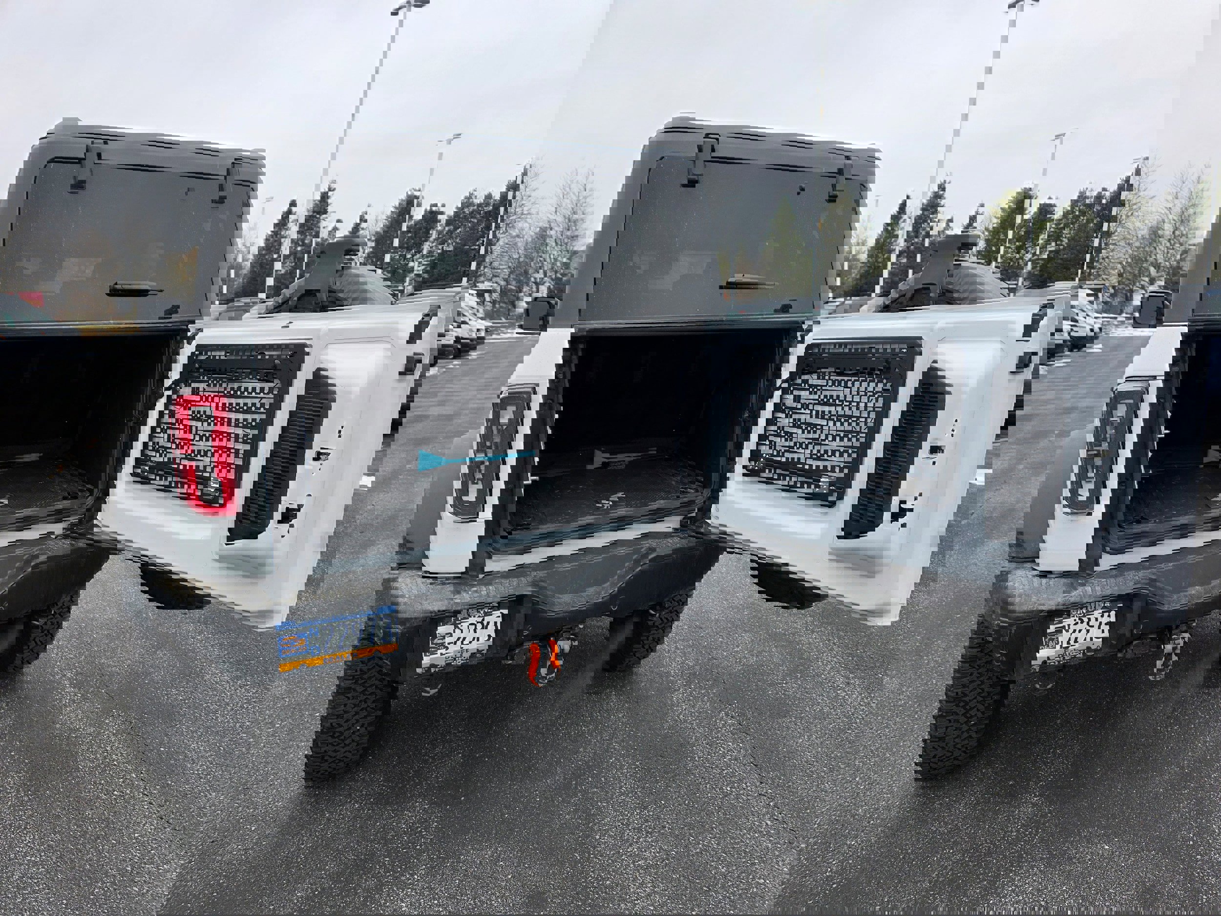 Used 2023 Ford Bronco Badlands image 8