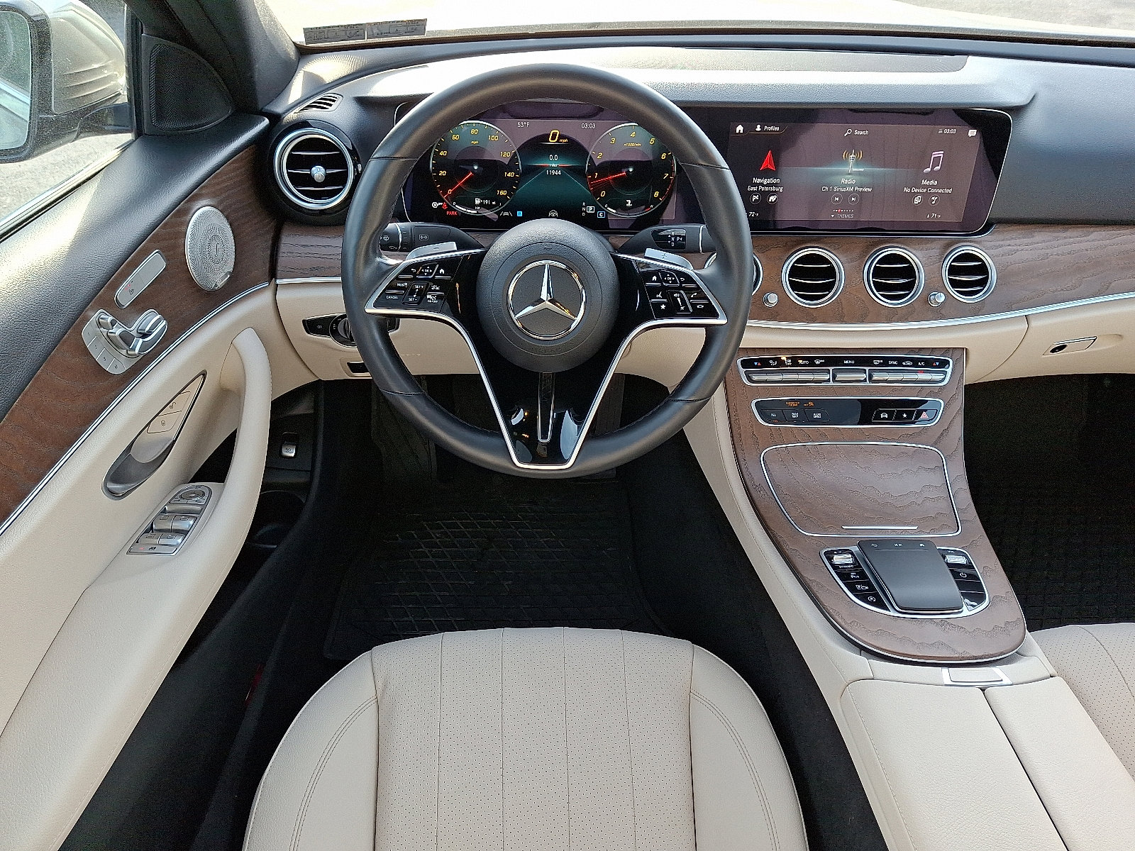 Used 2023 Mercedes-Benz E 350 4MATIC Sedan image 12