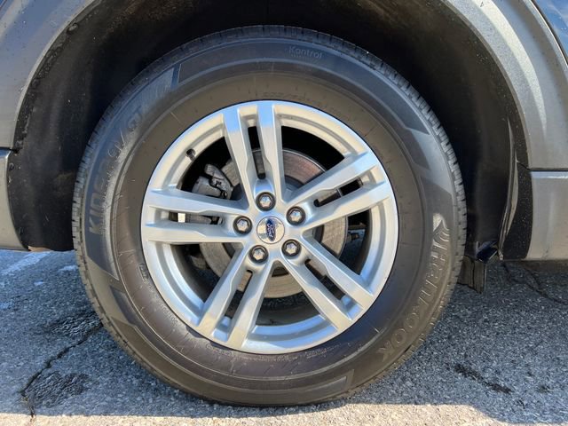 Certified 2023 Ford Explorer XLT w/ Equipment Group 202A image 13