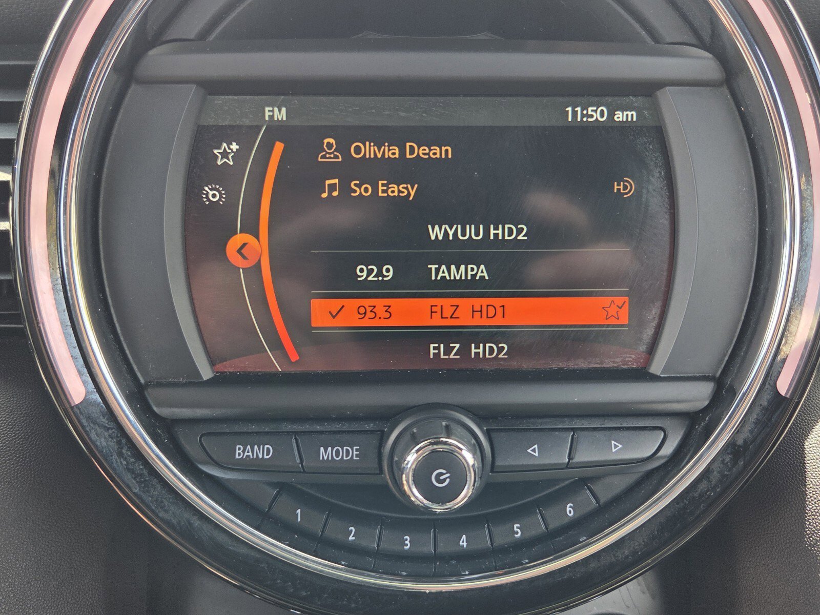 Used 2019 MINI Cooper Convertible image 22