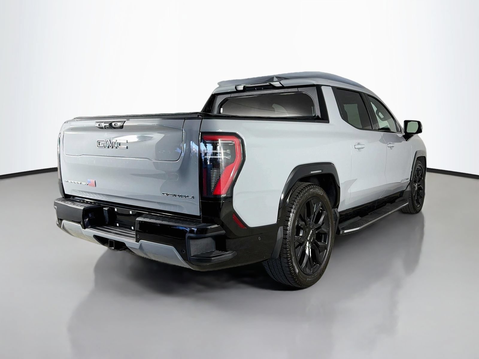 Used 2025 GMC Sierra EV Denali AWD/4WD image 7