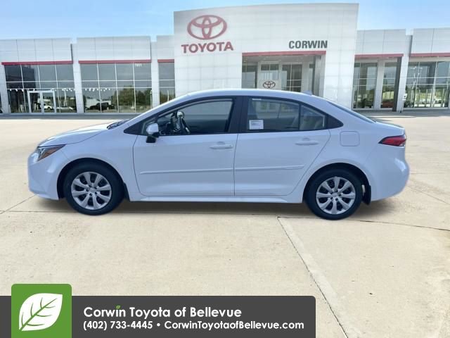 New 2026 Toyota Corolla LE FWD image 2