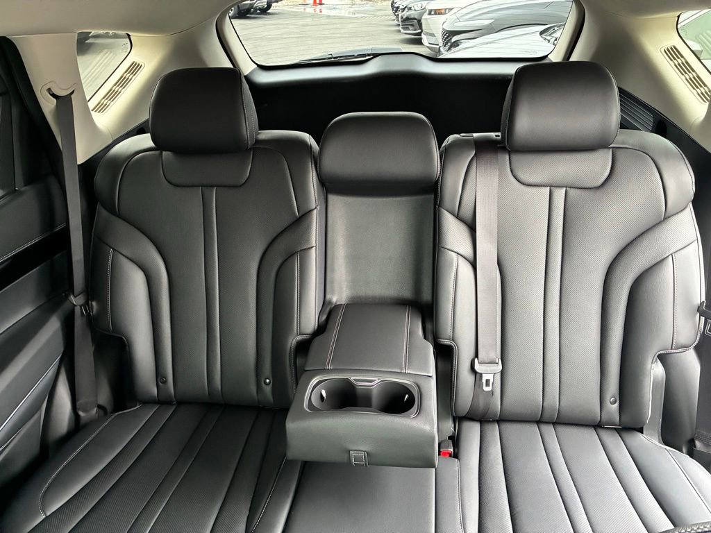 Used 2025 Genesis GV80 2.5T image 17