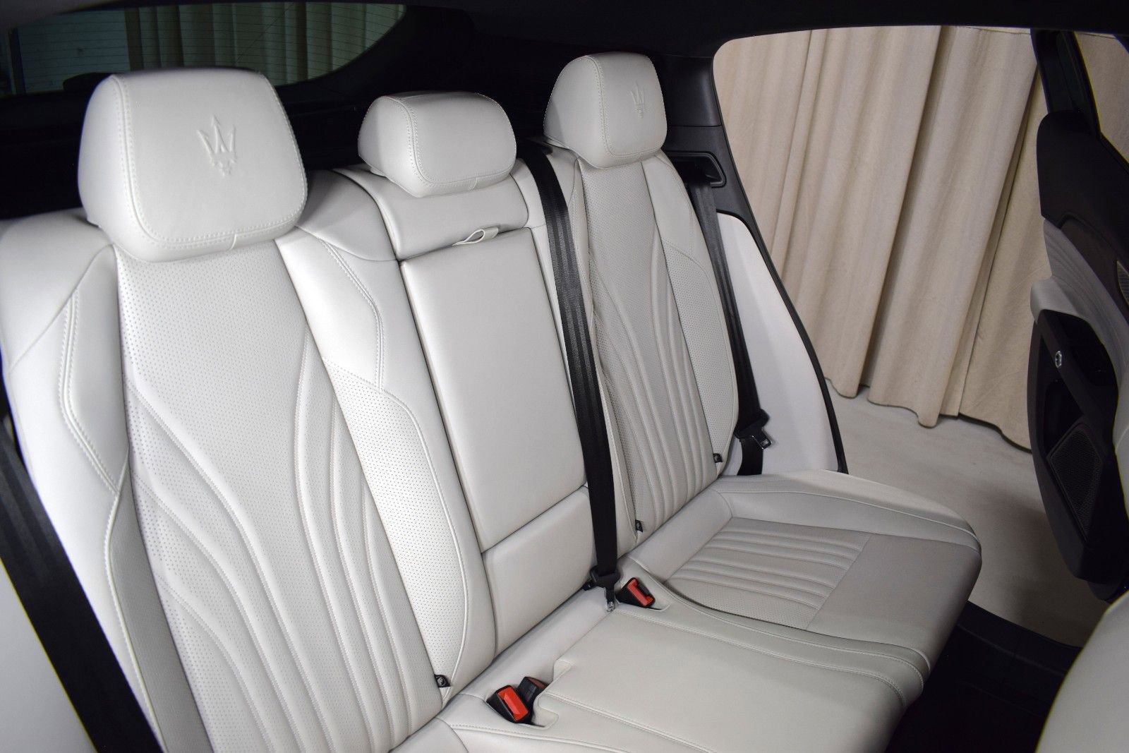 Used 2023 Maserati Grecale Modena AWD/4WD image 20