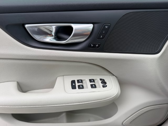 Used 2024 Volvo S60 B5 Core w/ Climate Package FWD image 31