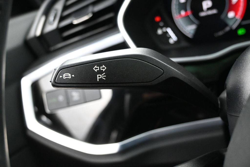 Used 2022 Audi Q3 2.0T Premium Plus AWD/4WD image 30