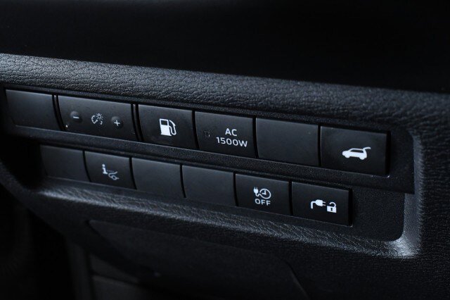 Used 2023 Mitsubishi Outlander SEL AWD/4WD image 41