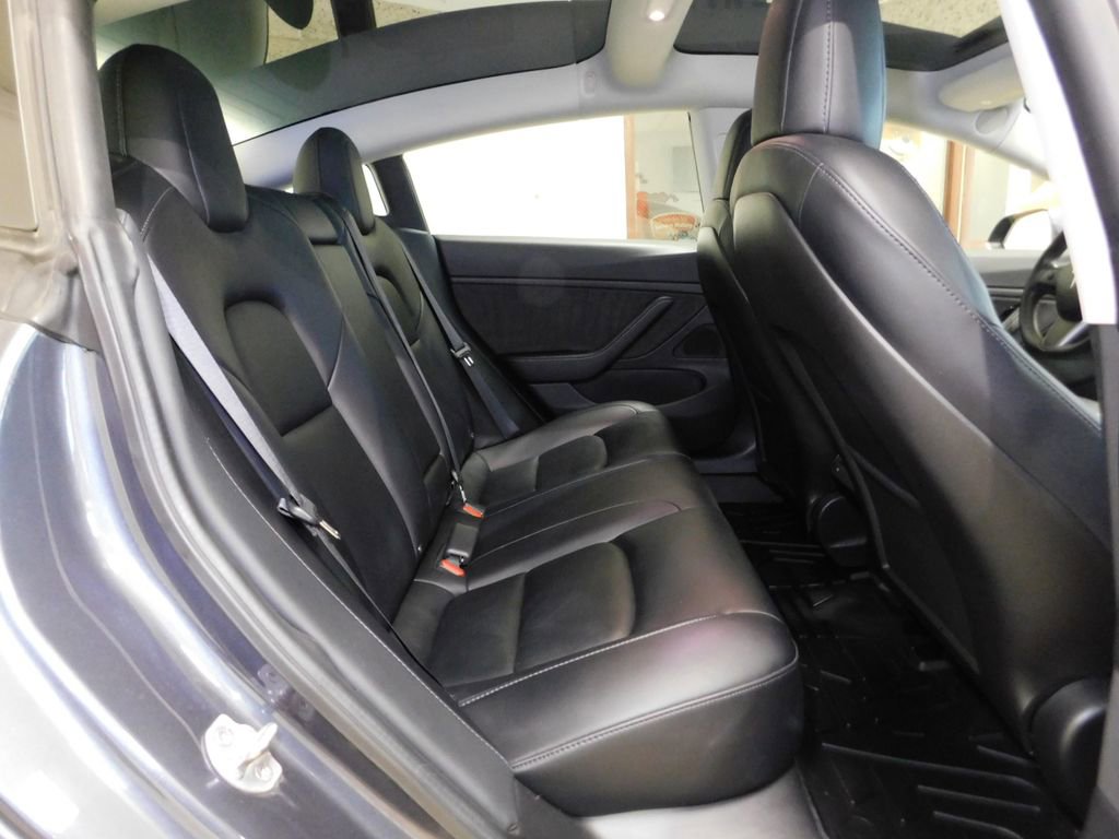 Used 2020 Tesla Model 3 Long Range AWD/4WD image 81