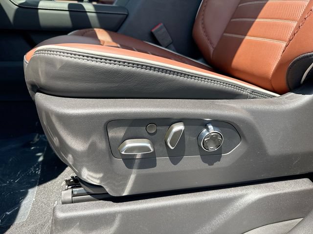 New 2026 GMC Sierra 3500 Denali Ultimate AWD/4WD image 12