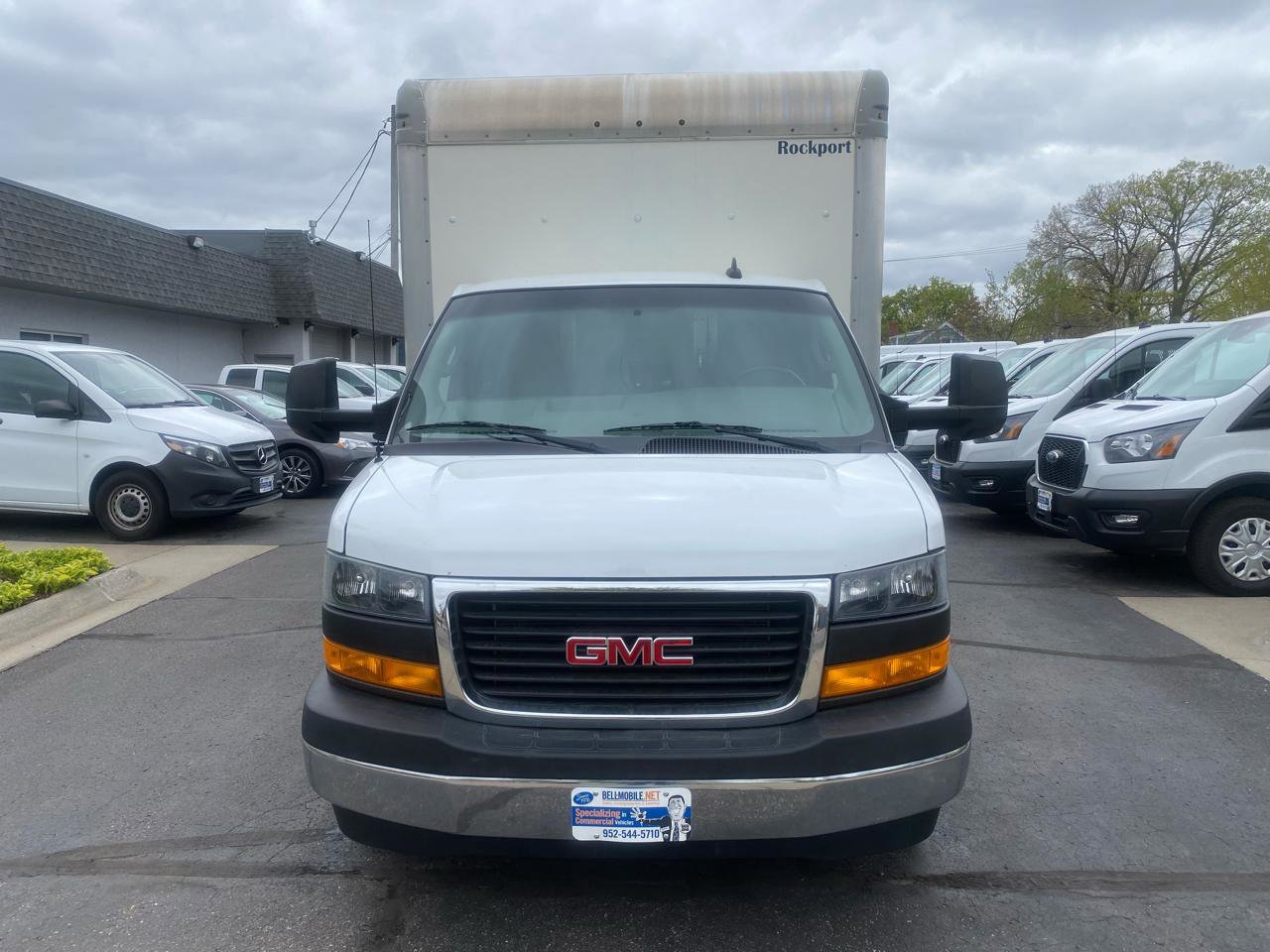 Used 2021 GMC Savana 3500 w/ Power Convenience Package RWD image 2