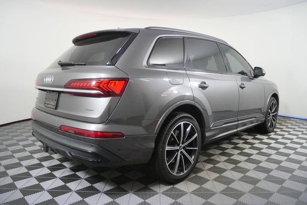 Used 2020 Audi Q7 3.0T Premium Plus w/ Premium Plus Package image 3