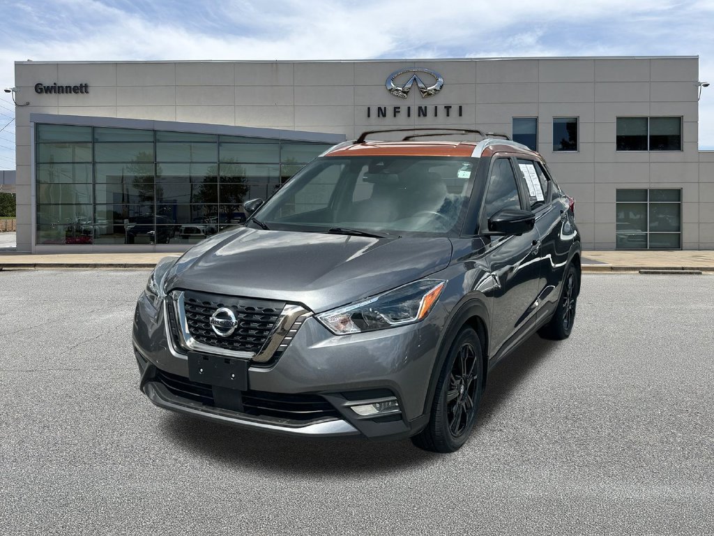 Used 2020 Nissan Kicks SR w/ SR Premium Package FWD image 1