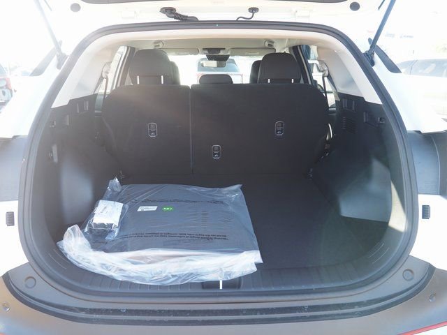 New 2026 Kia Sportage LX image 12