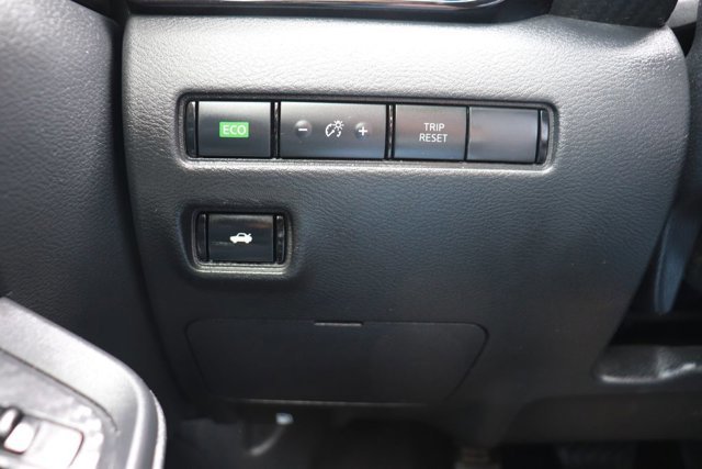 Used 2020 Nissan Sentra SV FWD image 21