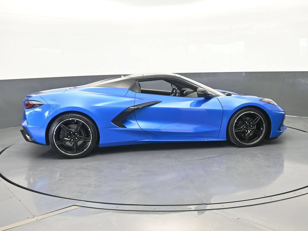 Used 2024 Chevrolet Corvette Stingray Convertible w/ 1LT RWD image 7