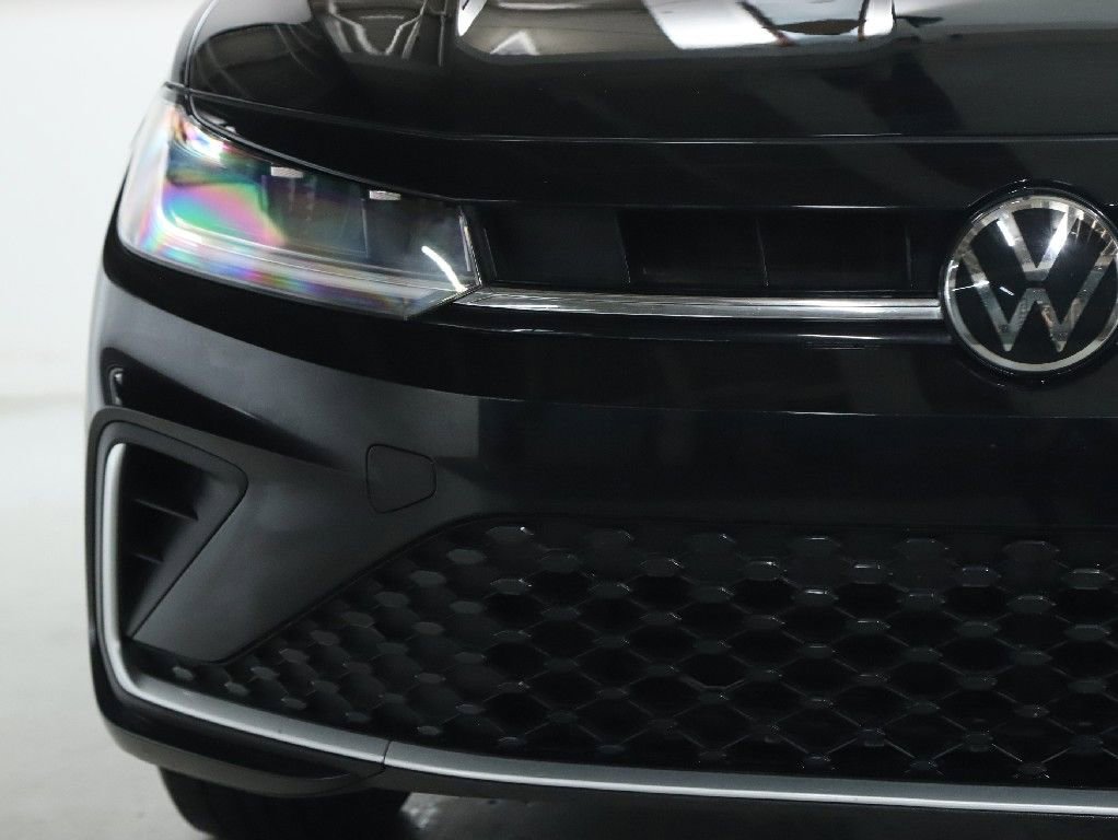 Used 2025 Volkswagen Jetta S image 6