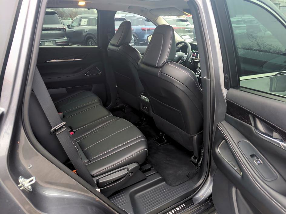 Certified 2025 INFINITI QX60 Sensory w/ Vision Package image 13