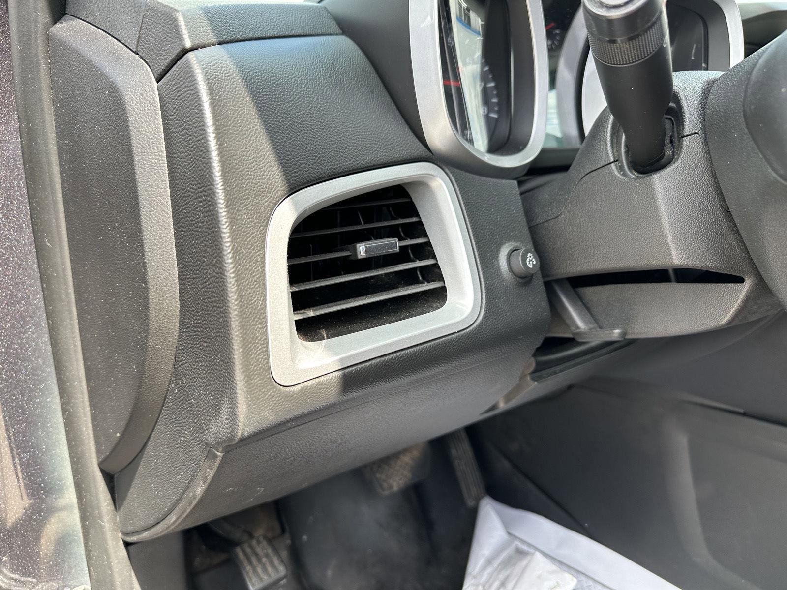 Used 2016 Chevrolet Equinox LT w/ Convenience Package image 20