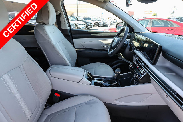 Certified 2025 Hyundai Tucson SEL FWD image 18