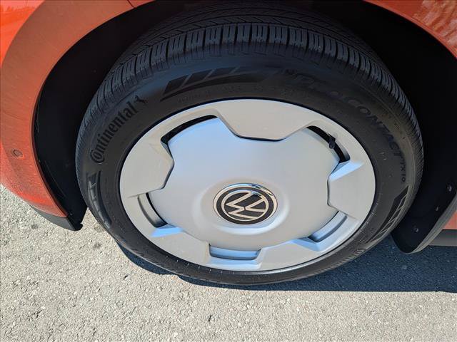 Used 2025 Volkswagen ID. Buzz Pro S Plus AWD/4WD image 9