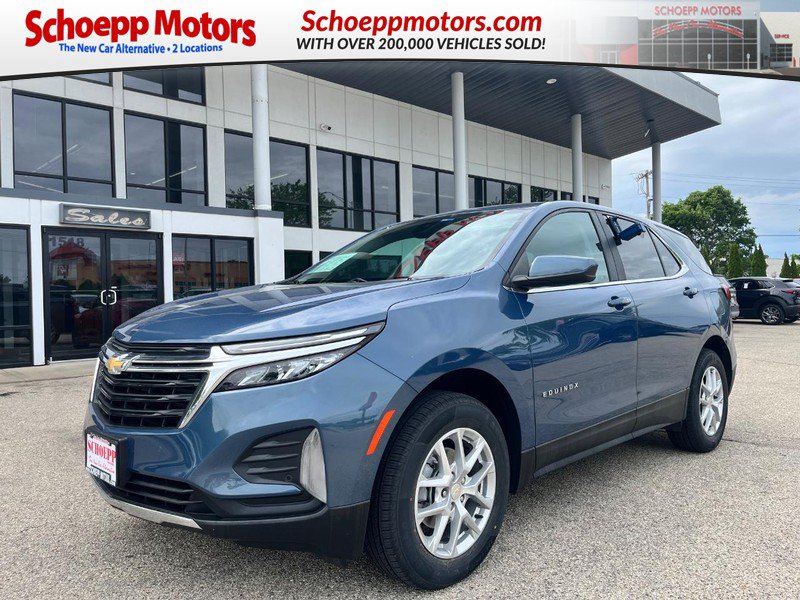 Used 2024 Chevrolet Equinox LT w/ Driver Convenience Package AWD/4WD image 1