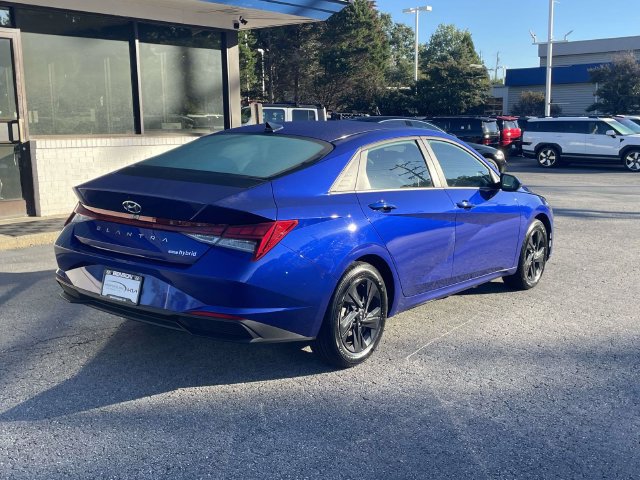 Used 2023 Hyundai Elantra Blue FWD image 6
