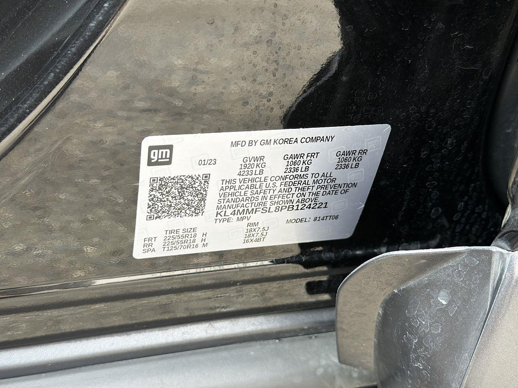 Used 2023 Buick Encore GX Essence w/ Experience Buick Package FWD image 33