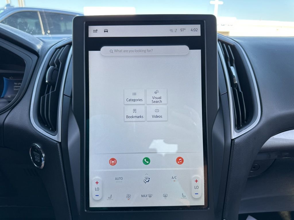 Used 2024 Ford Edge SEL image 38