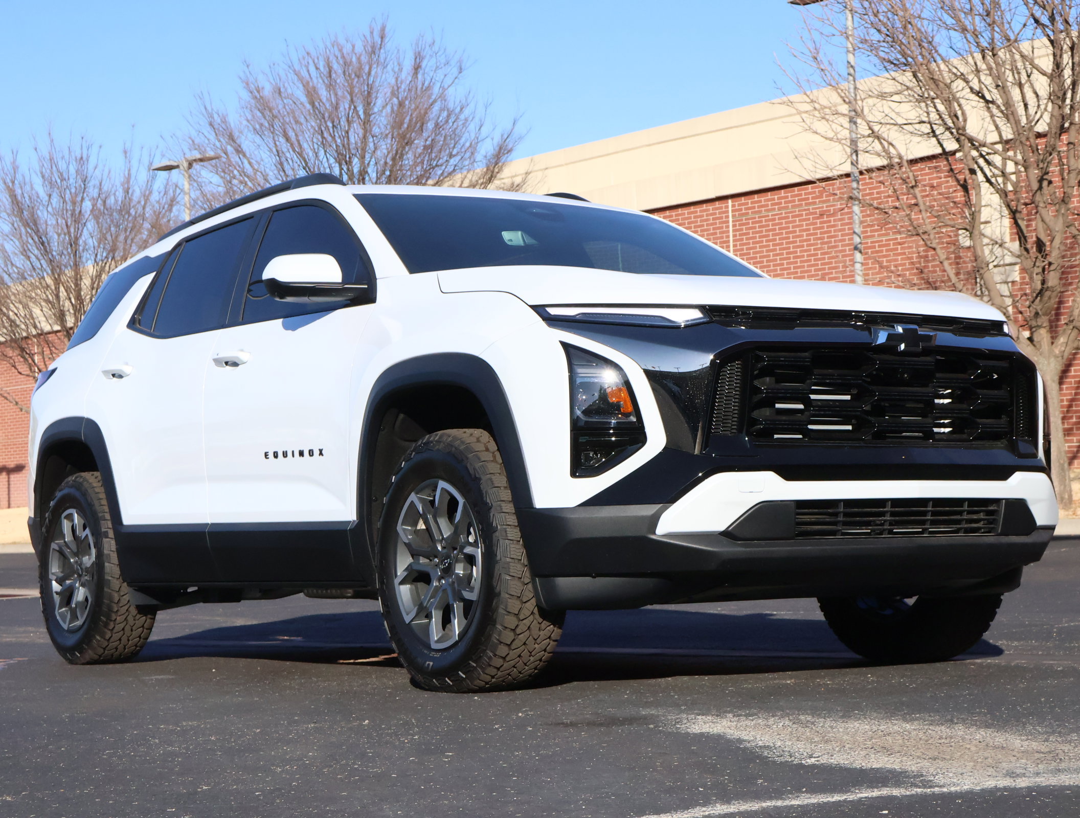 New 2026 Chevrolet Equinox ACTIV w/ Convenience Package III image 1