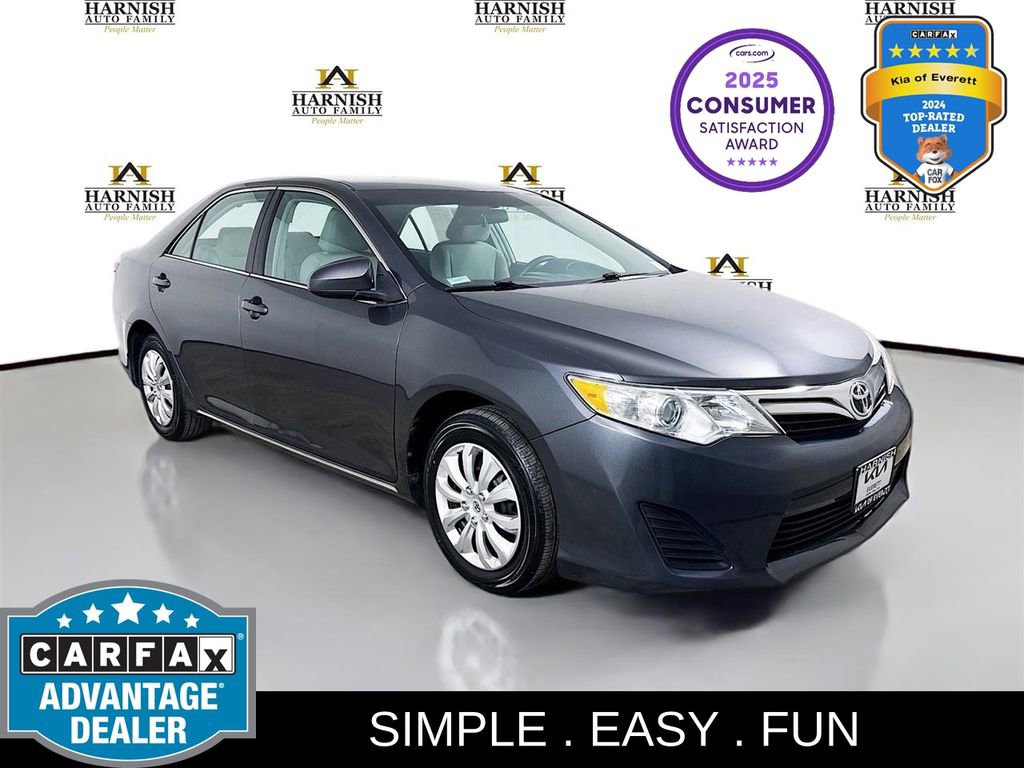 Used 2013 Toyota Camry LE FWD image 1