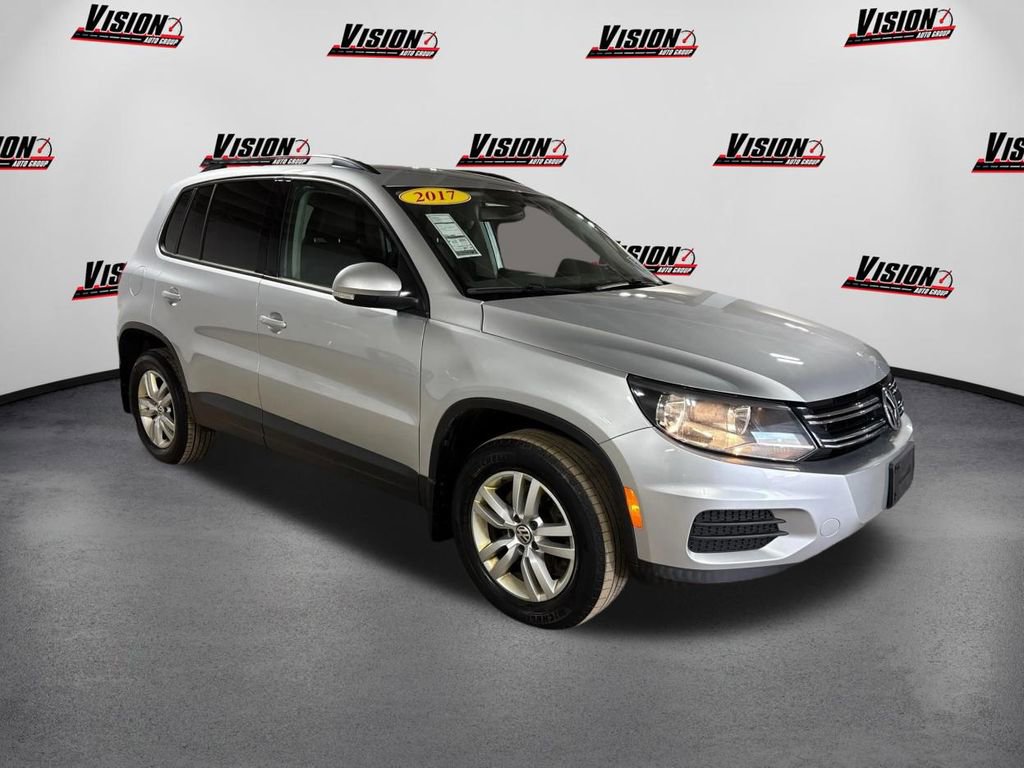 Used 2017 Volkswagen Tiguan S video 3