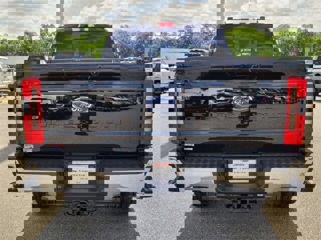 New 2025 Ford F250 Lariat w/ Lariat Ultimate Package image 9