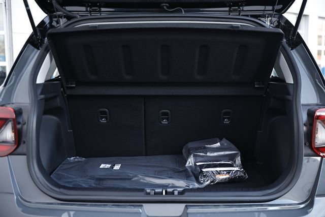 New 2026 Hyundai Venue SEL FWD image 5