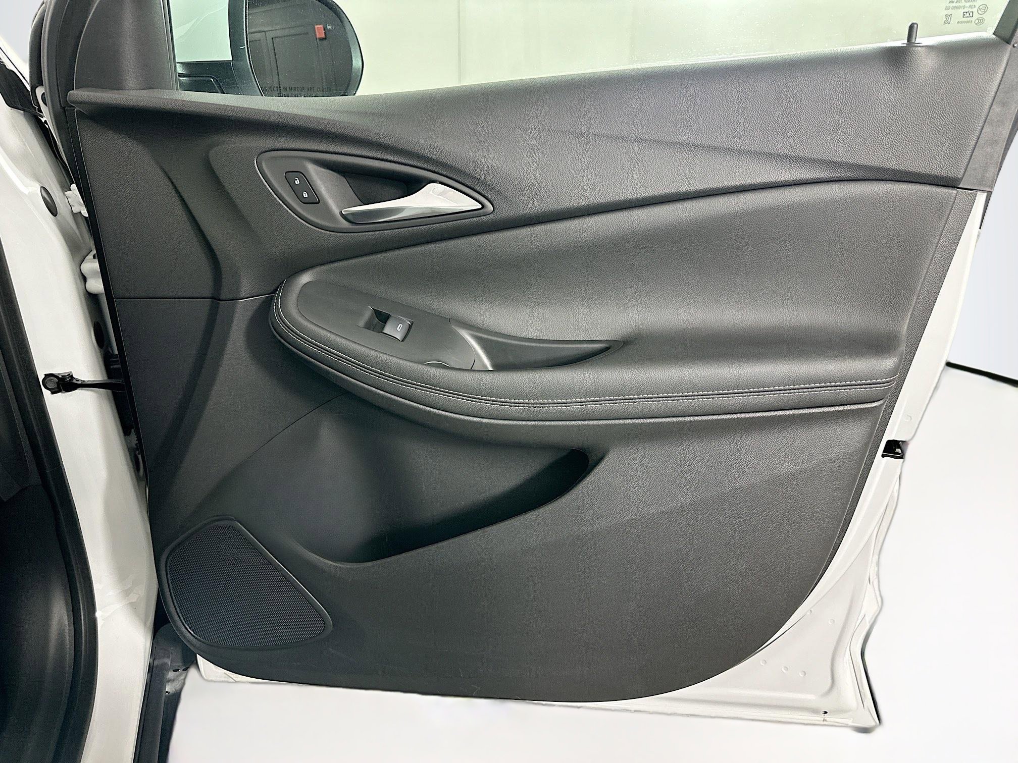 Used 2025 Buick Encore GX Preferred image 30