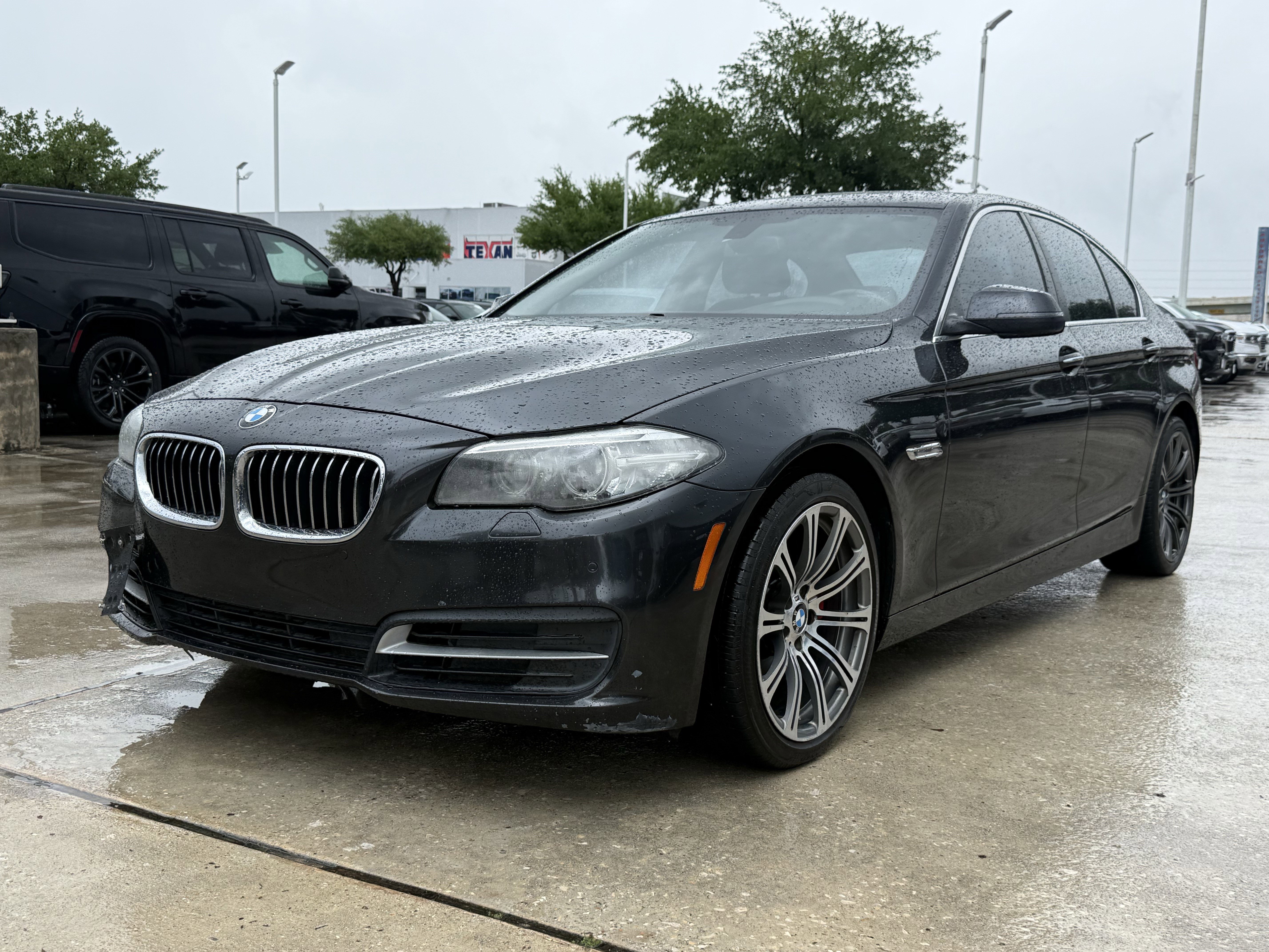 Used 2014 BMW 528i Sedan image 9