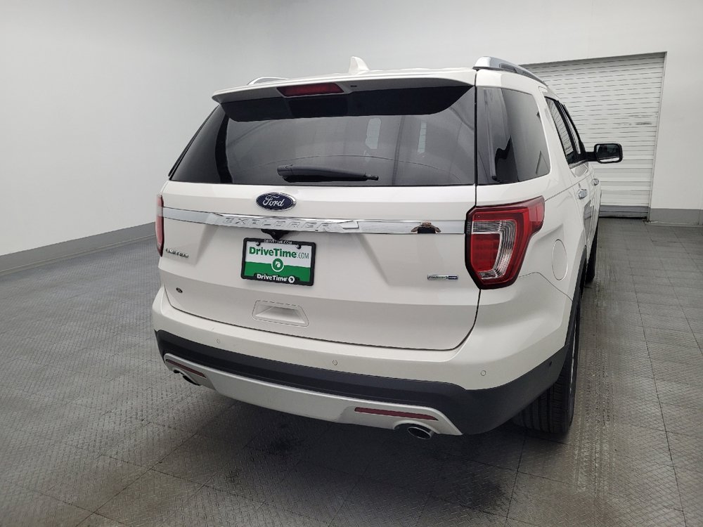 Used 2017 Ford Explorer Limited w/ Equipment Group 303A AWD/4WD image 7